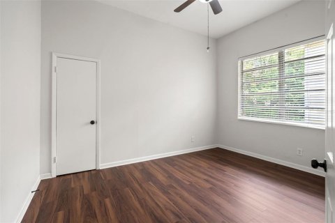 Villa ou maison à vendre à Tampa, Floride: 3 chambres, 121.7 m2 № 2348061 - photo 25