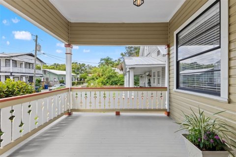 Villa ou maison à vendre à Tampa, Floride: 3 chambres, 121.7 m2 № 2348061 - photo 6