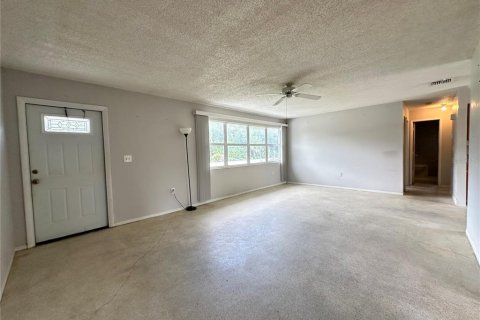 Casa en venta en Punta Gorda, Florida, 3 dormitorios, 91.79 m2 № 2216899 - foto 2