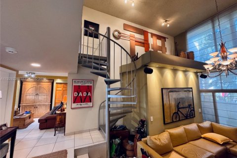 Copropriété à vendre à Aventura, Floride: 2 chambres, 152.45 m2 № 1995898 - photo 4