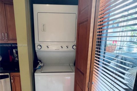 Copropriété à vendre à Aventura, Floride: 2 chambres, 152.45 m2 № 1995898 - photo 12