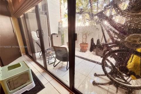 Copropriété à vendre à Aventura, Floride: 2 chambres, 152.45 m2 № 1995898 - photo 6