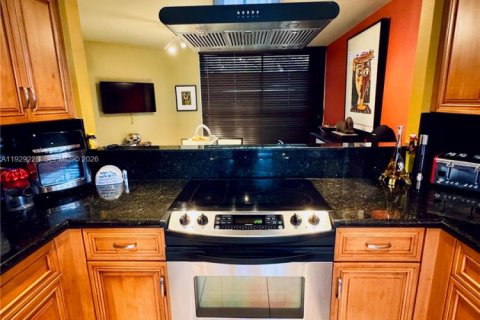 Copropriété à vendre à Aventura, Floride: 2 chambres, 152.45 m2 № 1995898 - photo 14