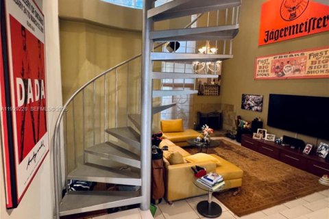 Copropriété à vendre à Aventura, Floride: 2 chambres, 152.45 m2 № 1995898 - photo 18