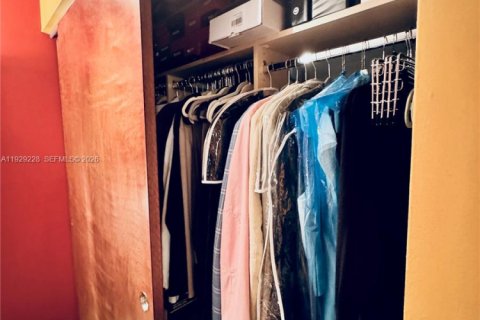 Copropriété à vendre à Aventura, Floride: 2 chambres, 152.45 m2 № 1995898 - photo 23