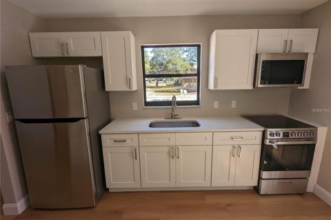 Apartamento en alquiler en Clearwater, Florida, 2 dormitorios, 74.32 m2 № 2094150 - foto 11