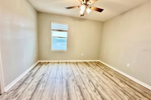 Villa ou maison à louer à Odessa, Floride: 4 chambres, 209.96 m2 № 2426857 - photo 20