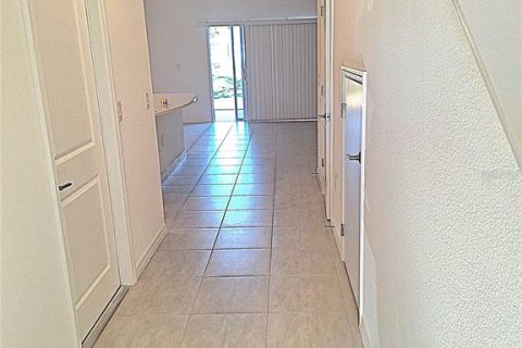 Townhouse in Edgewater, Florida 3 bedrooms, 127.55 sq.m. № 2231983 - photo 13