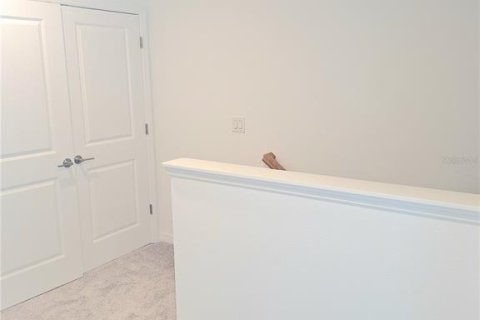 Townhouse in Edgewater, Florida 3 bedrooms, 127.55 sq.m. № 2231983 - photo 17