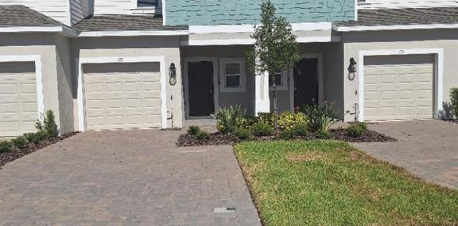 Townhouse in Edgewater, Florida 3 bedrooms, 127.55 sq.m. № 2231983