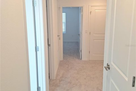 Townhouse in Edgewater, Florida 3 bedrooms, 127.55 sq.m. № 2231983 - photo 16