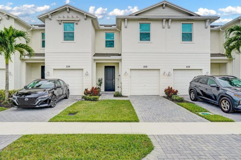 Touwnhouse à vendre à Port St. Lucie, Floride: 3 chambres, 151.62 m2 № 2082229 - photo 3