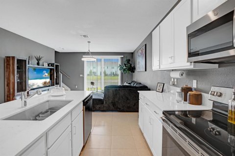 Touwnhouse à vendre à Port St. Lucie, Floride: 3 chambres, 151.62 m2 № 2082229 - photo 18