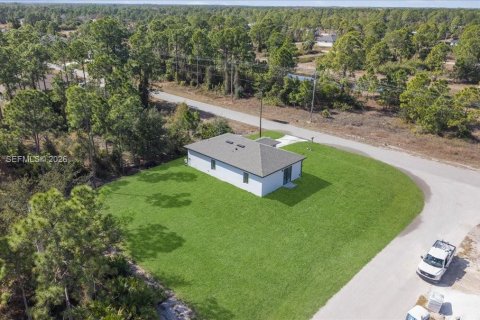 Купить виллу или дом в Лихай-Эйкерс, Флорида 3 спальни, № 2033104 - фото 27