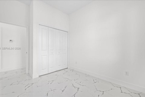 Купить виллу или дом в Лихай-Эйкерс, Флорида 3 спальни, № 2033104 - фото 15