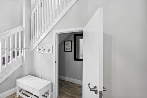 Townhouse in Pembroke Pines, Florida 3 bedrooms, 157.19 sq.m. № 2392112 - photo 23