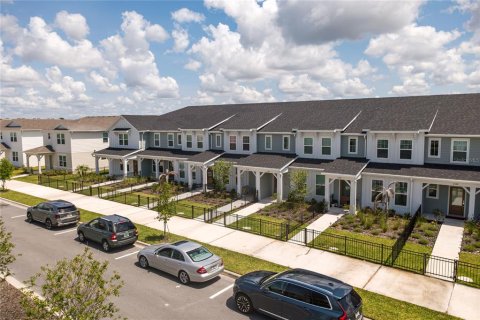 Touwnhouse à vendre à Kissimmee, Floride: 3 chambres, 144.28 m2 № 2147881 - photo 4
