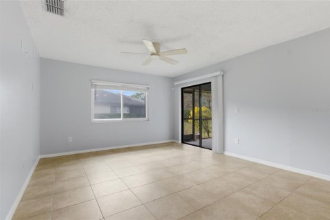 Condo in Clearwater, Florida, 2 bedrooms  № 2208447 - photo 10