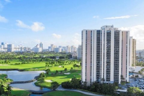 Condo in Aventura, Florida, 2 bedrooms  № 2401370
