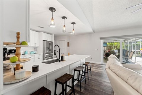 Casa en venta en Valrico, Florida, 4 dormitorios, 214.05 m2 № 1619366 - foto 9