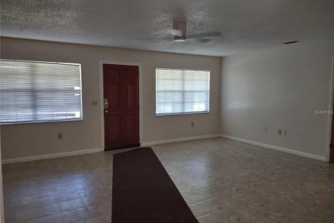 House in Lake Mary, Florida 3 bedrooms, 122.63 sq.m. № 1719102 - photo 12