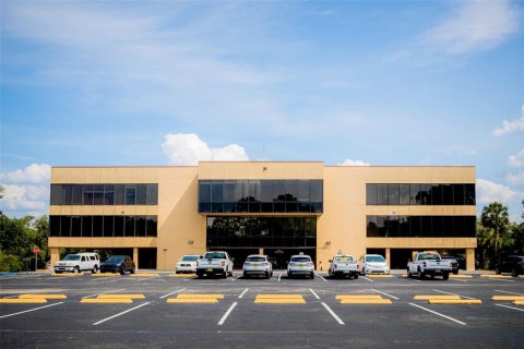 Immobilier commercial à louer à Sanford, Floride: 9424.56 m2 № 1900418 - photo 7