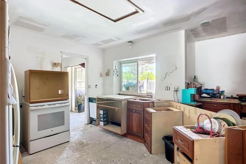 House in Venice, Florida 3 bedrooms, 181.72 sq.m. № 1685466 - photo 13