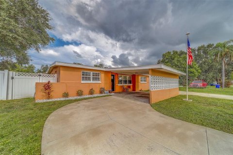 Villa ou maison à vendre à Seminole, Floride: 3 chambres, 118.45 m2 № 1844792 - photo 1