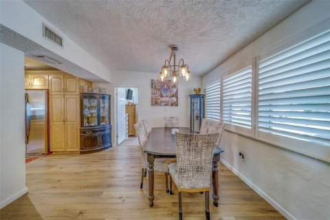 Villa ou maison à vendre à Seminole, Floride: 3 chambres, 118.45 m2 № 1844792 - photo 9