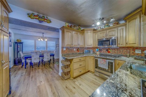 Villa ou maison à vendre à Seminole, Floride: 3 chambres, 118.45 m2 № 1844792 - photo 3