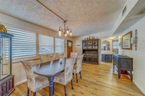 Villa ou maison à vendre à Seminole, Floride: 3 chambres, 118.45 m2 № 1844792 - photo 12
