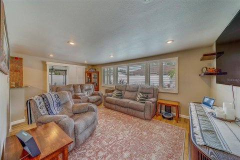 Villa ou maison à vendre à Seminole, Floride: 3 chambres, 118.45 m2 № 1844792 - photo 13