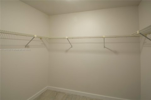 Condo in Davie, Florida, 2 bedrooms  № 1930097 - photo 4