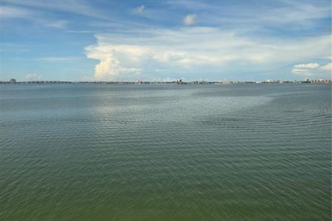Condominio en venta en Gulfport, Florida, 3 dormitorios, 157.93 m2 № 2303169 - foto 7