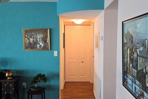 Condominio en venta en Gulfport, Florida, 3 dormitorios, 157.93 m2 № 2303169 - foto 17