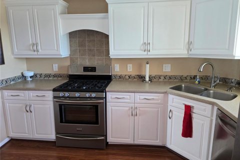 Condominio en venta en Gulfport, Florida, 3 dormitorios, 157.93 m2 № 2303169 - foto 12
