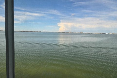 Condominio en venta en Gulfport, Florida, 3 dormitorios, 157.93 m2 № 2303169 - foto 10