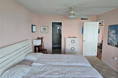 Condominio en venta en Gulfport, Florida, 3 dormitorios, 157.93 m2 № 2303169 - foto 20