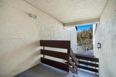 Купить кондоминиум в Майами, Флорида 2 спальни, 124.49м2, № 2051782 - фото 10