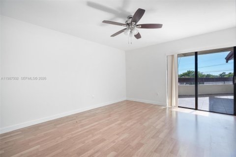 Купить кондоминиум в Майами, Флорида 2 спальни, 124.49м2, № 2051782 - фото 26