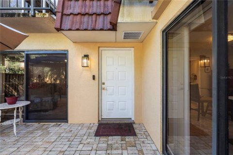 Townhouse in Palm Harbor, Florida 2 bedrooms, 124.86 sq.m. № 2383602 - photo 2