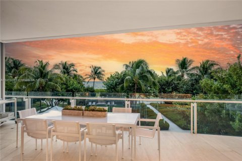 Condo in Surfside, Florida, 4 bedrooms № 1974283 - photo 5