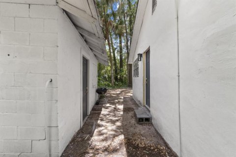 Commercial property in Ocala, Florida 12 bedrooms, 165.92 sq.m. № 2379744 - photo 4