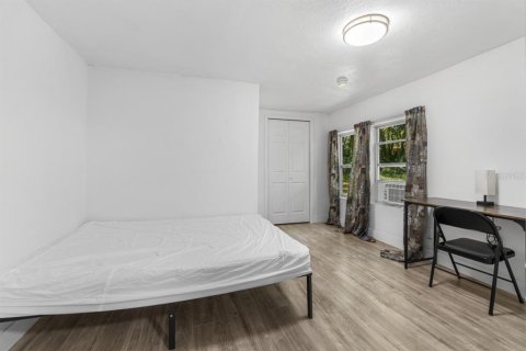 Commercial property in Ocala, Florida 12 bedrooms, 165.92 sq.m. № 2379744 - photo 8