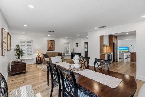 Casa en venta en Miami Lakes, Florida, 3 dormitorios, 173.54 m2 № 2057635 - foto 14