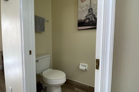 Townhouse in West Palm Beach, Florida 2 bedrooms, 93.65 sq.m. № 2082959 - photo 10