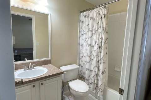 Townhouse in West Palm Beach, Florida 2 bedrooms, 93.65 sq.m. № 2082959 - photo 11