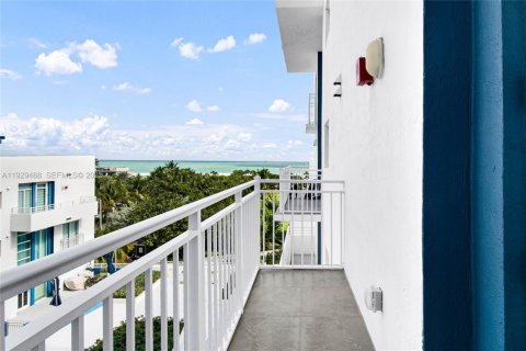 Condominio en venta en Miami Beach, Florida, 1 dormitorio, 89.28 m2 № 1987802 - foto 5