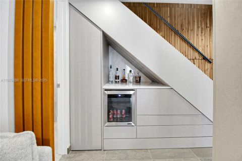 Condominio en venta en Miami Beach, Florida, 1 dormitorio, 89.28 m2 № 1987802 - foto 17