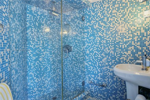 Condominio en alquiler en Miami Beach, Florida, 2 dormitorios, 87.33 m2 № 1979245 - foto 16